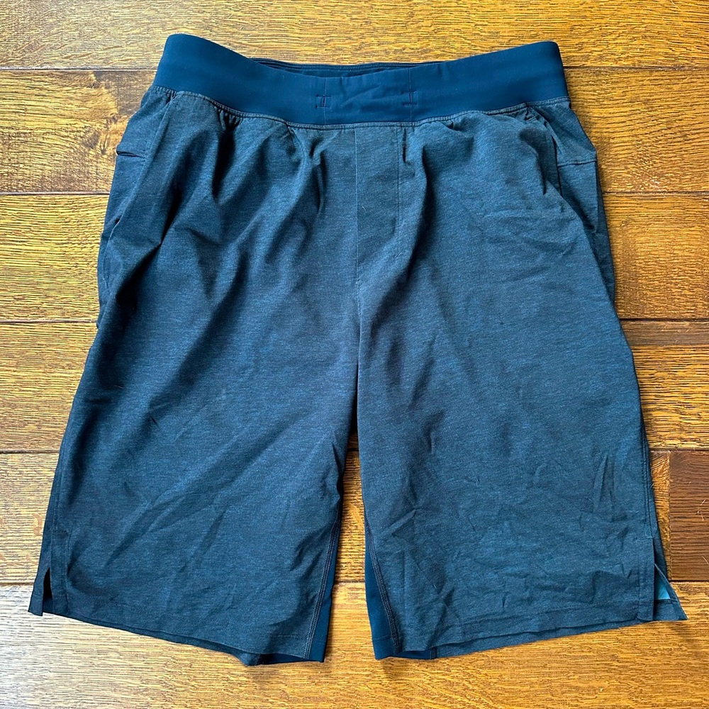Lululemon T.H.E. Linerless Shorts 9” length, size Medium